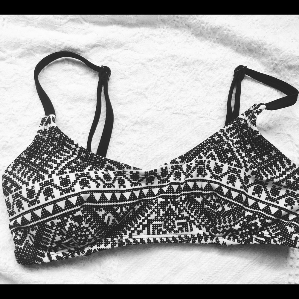 Black and White Bikini Top
